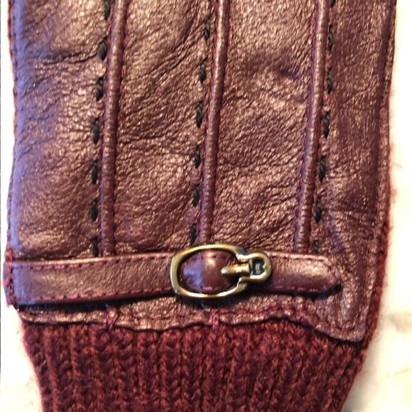 AIGNER Stretch Faux Leather Knit Gloves - Picture 7 of 15